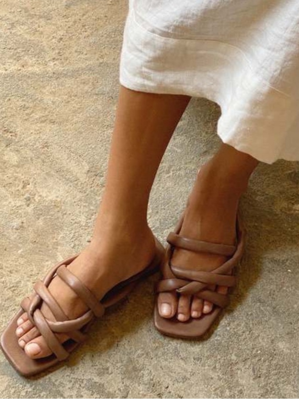 LoQ Garcia Sandal in Mousse